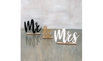 Mesaj lemn Mr si Mrs Mesaj lemn Mr si Mrs