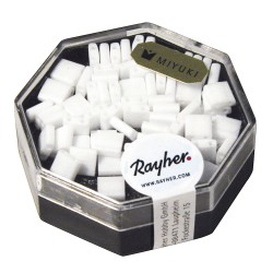 Margele Miyuki Tila cu 2 orificii  o0.8mm, alb, 5x5x1.9mm, opaque, frost.,