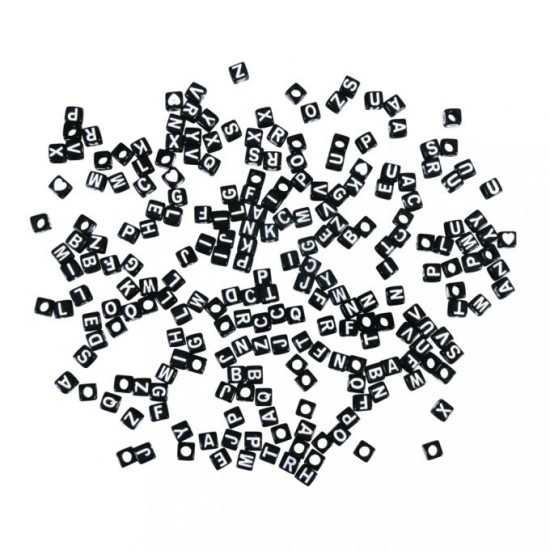 Margele plastic negre, cubice, cu litere, 5x5 mm, 40g
