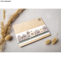 Mini casute nordice din fetru, 3,4-4,2cm , Rayher, 4/set Mini casute nordice din fetru, 3,4-4,2cm , Rayher, 4/set