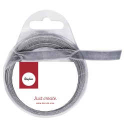 Panglica catifea light grey Rayher, 9 mm, 3 m/rola Panglica catifea light grey Rayher, 9 mm, 3 m/rola