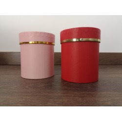 Cutie cadou, rodunda, aprox.8x10 cm, pretul este pe bucata