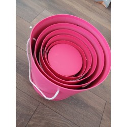 Cutie cadou, rodunda, aprox.21x23.5 cm, pretul este pe bucata