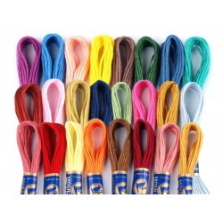 Ata brodat, Mouline, diverse culori, 12 buc/set Ata brodat, Mouline, diverse culori, 12 buc/set