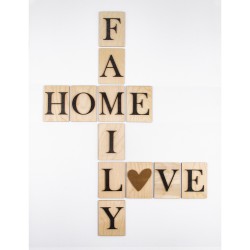 2 display-uri, alfabet + motive lemn, FSCMixCred, 46.5x36.9x35.5 cm, 248 piese