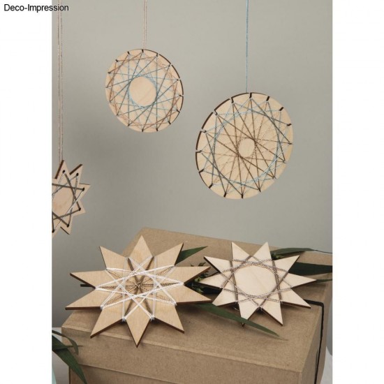 Pandantiv decorativ din lemn, FSC Mix Credit ø 6,5-12cm, + fire metalice, Rayher Pandantiv decorativ din lemn, FSC Mix Credit ø 6,5-12cm, + fire metalice, Rayher